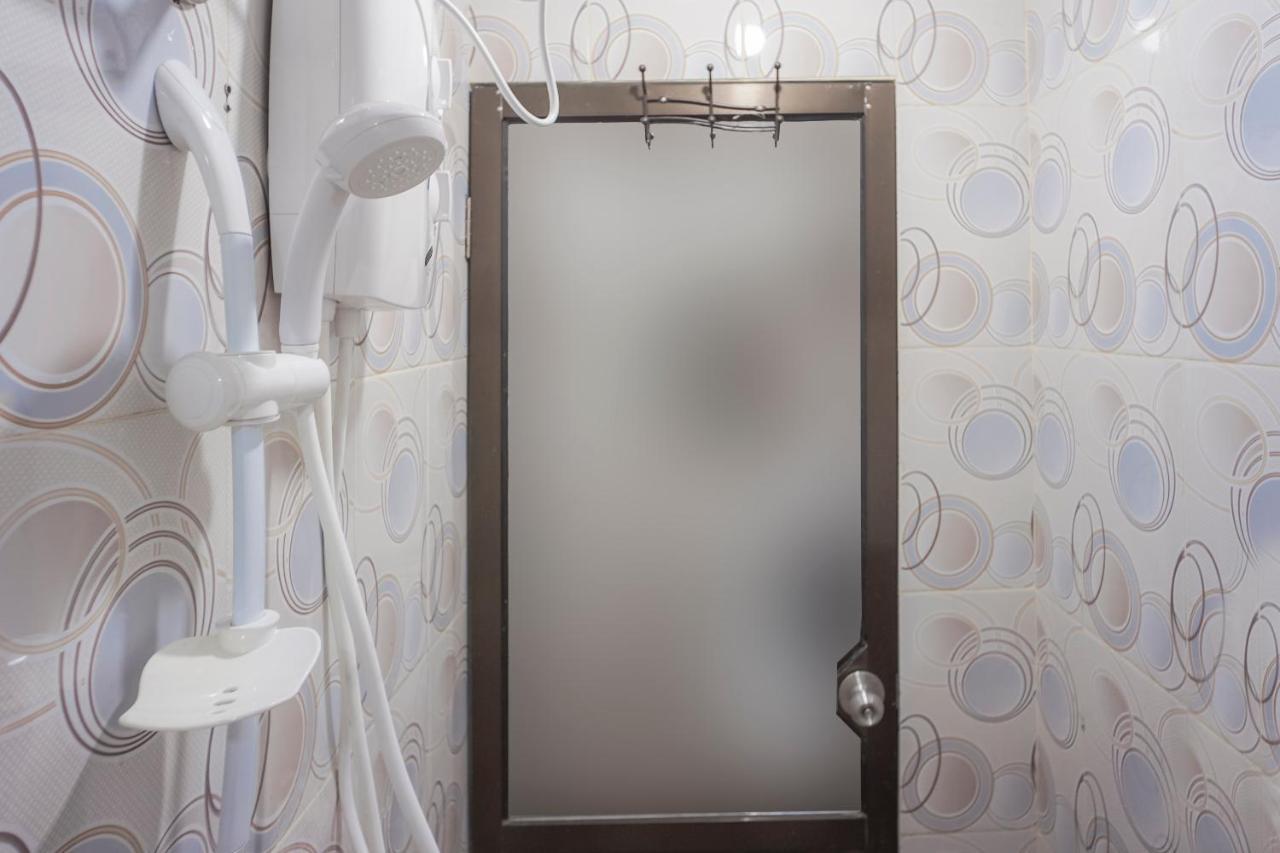 Oyo 2598 Hotel Chocolate Langsa Екстер'єр фото